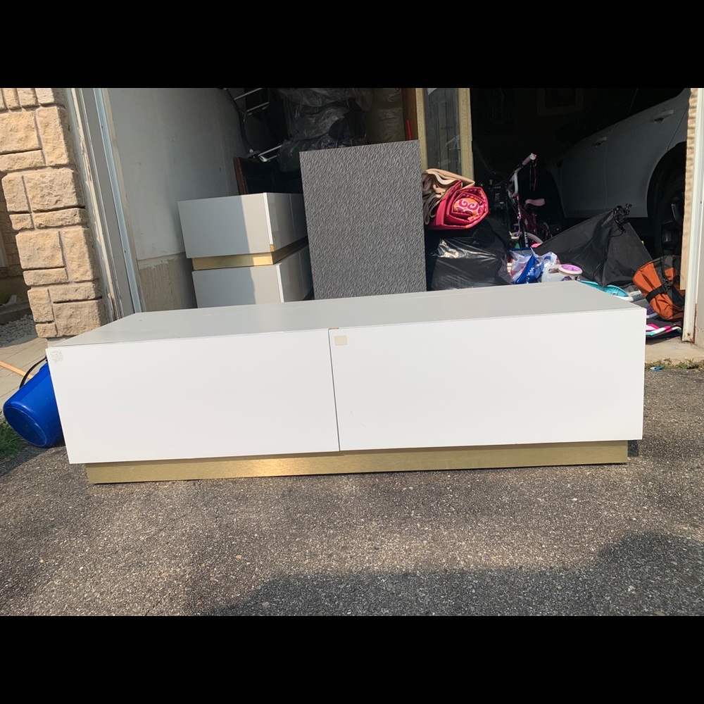 Storage unit